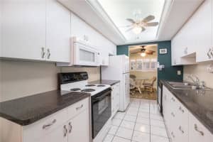 555 The Esplanade N, Venice, FL 34285, Sold 12/22/20