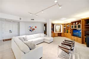 1241 Gulf of Mexico Dr, Longboat Key, FL 34228, Sold 08/31/20