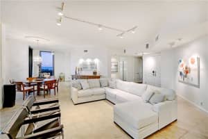 1241 Gulf of Mexico Dr, Longboat Key, FL 34228, Sold 08/31/20