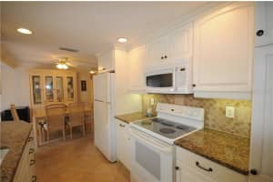 233 Hour Glass Way, Siesta Key, FL 34242, Sold 06/22/20