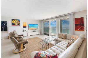 2301 Gulf of Mexico Dr, Longboat Key, FL 34228, Sold 05/29/20