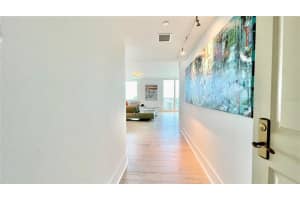 800 N Tamiami Trail, Sarasota, FL 34236, Sold 12/30/21