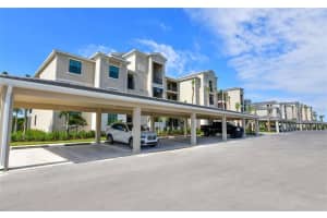 17520 Gawthrop Dr #203, LAKEWOOD RANCH