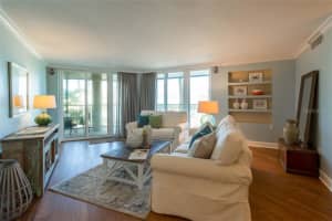 5880 Midnight Pass Rd, Sarasota, FL 34242, Sold 08/21/20
