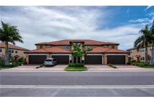 23479 Awabuki Dr #202, VENICE