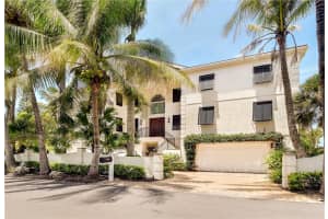 4009 Casey Key Rd, Nokomis, FL 34275, Sold 04/13/21