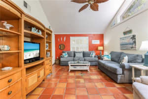 4958 Village Garden Dr, Sarasota, FL 34234, Sold 10/30/20