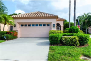 3906 Alamanda Dr, Sarasota, FL 34238, Sold 12/03/20