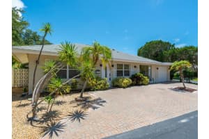 1381 Moonmist Dr, Siesta Key, FL 34242, Sold 10/06/21