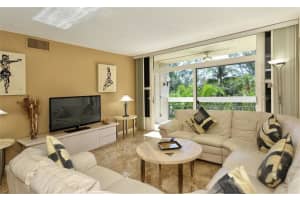 1065 Gulf of Mexico Dr, Longboat Key, FL 34228, Sold 09/28/20