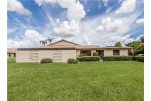 4568 Lake Vista Dr, Sarasota, FL 34233, Sold 11/04/21