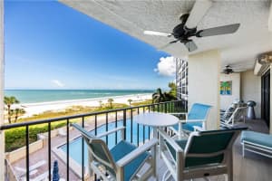 20 Whispering Sands Dr, Siesta Key, FL 34242, Sold 10/29/20
