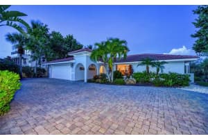 3858 Casey Key Rd, Nokomis, FL 34275, Sold 04/08/21