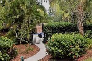 1667 Brookhouse Cir #br128, SARASOTA