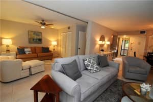 1667 BROOKHOUSE CIRCLE, SARASOTA, FL 34231 - MLS#MFRA4484260