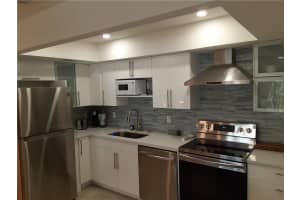 631 N ORANGE AVE #204, SARASOTA, FL 34236 - MLS#MFRA4486353