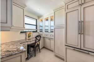 5770 MIDNIGHT PASS RD #605, SARASOTA, FL 34242 - MLS#MFRA4486589
