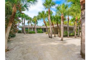 4001 Casey Key Rd, Nokomis, FL 34275, Sold 06/01/21