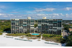 20 Whispering Sands Dr, Siesta Key, FL 34242, Sold 04/01/21