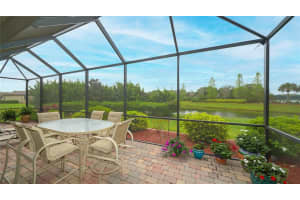6888 WILLOWSHIRE WAY, BRADENTON, FL 34212 - MLS#MFRA4488759