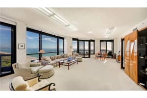 1241 Gulf of Mexico Dr, Longboat Key, FL 34228, Sold 04/30/21