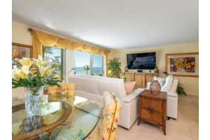2295 Gulf of Mexico Dr, Longboat Key, FL 34228, Sold 03/26/21