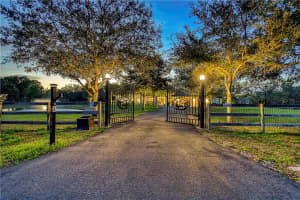 7332 Palomino Trail, Sarasota, FL 34241, Sold 11/19/21