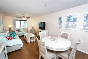 6033 34th St W, Bradenton, FL 34210, Sold 04/30/21