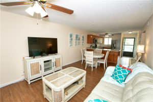 6033 34th St W, Bradenton, FL 34210, Sold 04/30/21