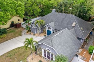 8313 Cypress Lake Dr, Sarasota, FL 34243, Sold 06/01/21