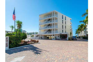 6518 Midnight Pass Rd, Sarasota, FL 34242, Sold 11/30/21