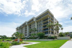 1095 Gulf of Mexico Dr, Longboat Key, FL 34228, Sold 04/27/21