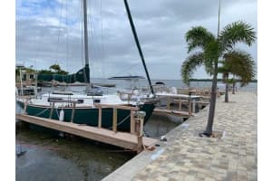 27 Main St Dr, Longboat Key, FL 34228, Sold 02/15/22