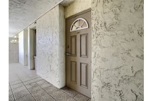 19 Whispering Sands Dr, Sarasota, FL 34242, Sold 06/18/21