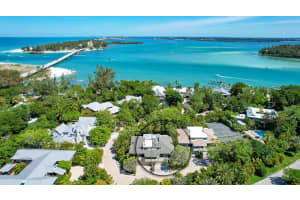 670 Lands End Dr, Longboat Key, FL 34228, Sold 11/01/21