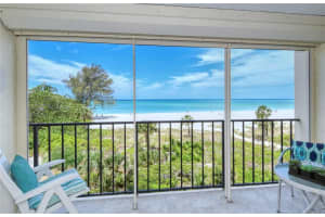 20 Whispering Sands Dr, Siesta Key, FL 34242, Sold 06/14/21