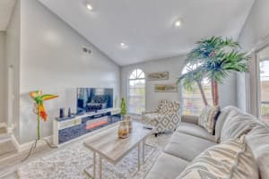 3625 57th Ave Dr W, Bradenton, FL 34210, Sold 10/12/21