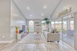 3625 57th Ave Dr W, Bradenton, FL 34210, Sold 10/12/21