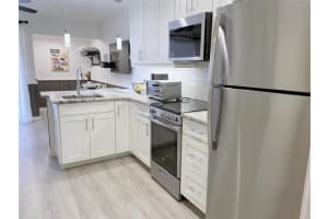 3543 Longmeadow #22, SARASOTA
