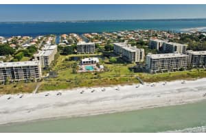 1095 Gulf of Mexico Dr, Longboat Key, FL 34228, Sold 10/05/21