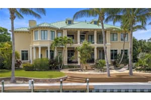 506 Venice Ln, Siesta Key, FL 34242, Sold 04/05/22