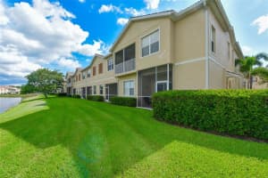 3816 Parkridge Cir, Sarasota, FL 34243, Sold 12/23/21