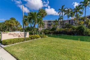 5855 Midnight Pass Rd, Siesta Key, FL 34242, Sold 10/21/21