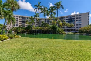 5855 Midnight Pass Rd, Siesta Key, FL 34242, Sold 10/21/21
