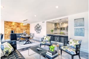 11 Sunset Dr, Sarasota, FL 34236, Sold 08/17/21