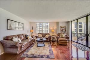 8779 Midnight Pass Rd, Sarasota, FL 34242, Sold 11/12/21