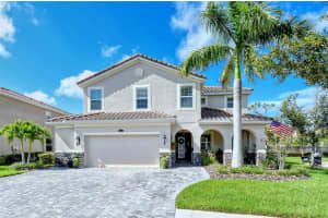 5517 Cartagena Dr, Sarasota, FL 34233, Sold 08/16/21