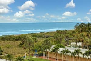 8730 Midnight Pass Rd, Sarasota, FL 34242, Sold 08/27/21