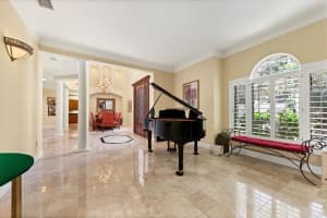 2141 McClellan Pkwy, Sarasota, FL 34239, Sold 10/18/21