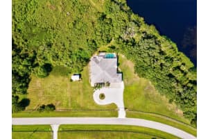 1518 Bel Air Star Pkwy, Sarasota, FL 34240, Sold 01/31/22